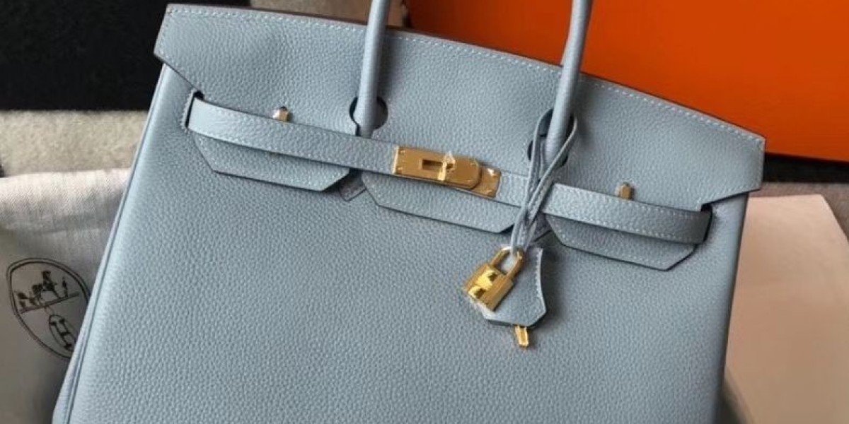 there's plenty of outfit Hermes inspiration to be found on